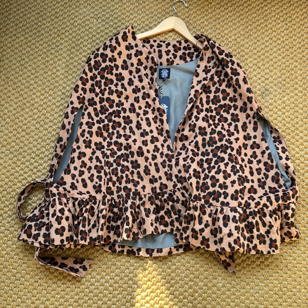 NWT Elizabeth Wilson Leopard Corduroy Cape with Ruffle trim - Medium - Picture 4 of 6
